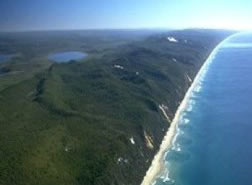 Fraser Island coastline, Photo by DESI